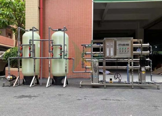 Gorąca sprzedaż 2000L / H System odwróconej osmozy Filtr wody pitnej do wody przemysłowej Instalacja do oczyszczania wody